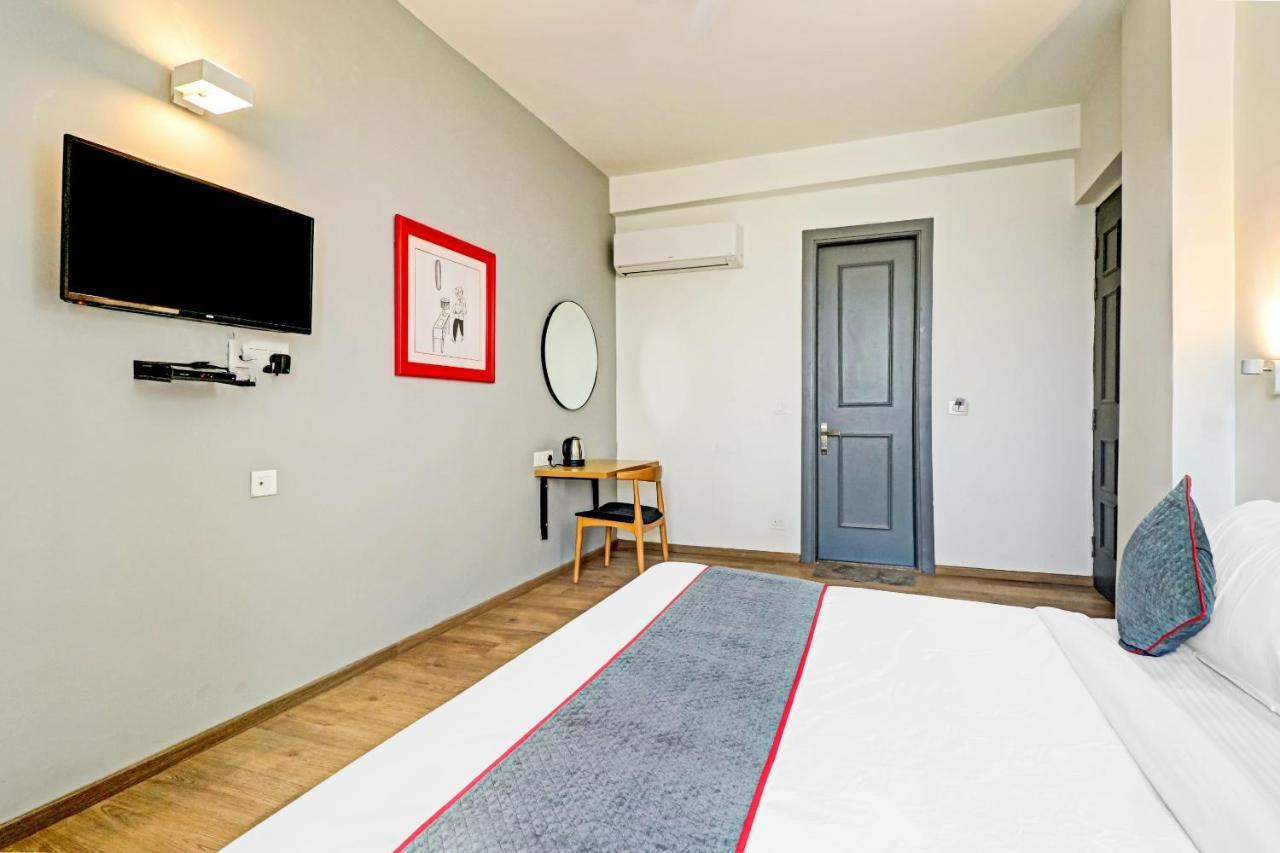 Townhouse Sector 30 Near Botanic Garden Of Indian Republic Hotel Noida Luaran gambar