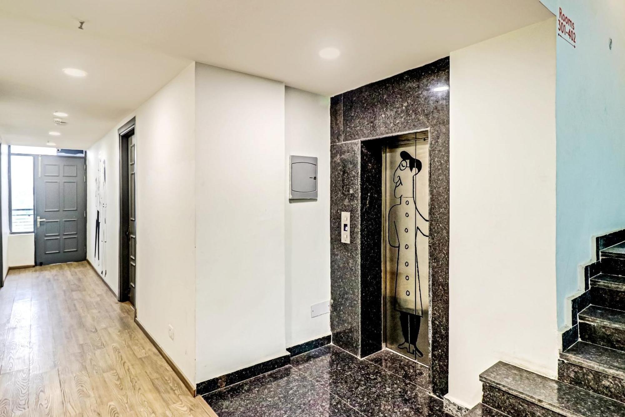 Townhouse Sector 30 Near Botanic Garden Of Indian Republic Hotel Noida Luaran gambar