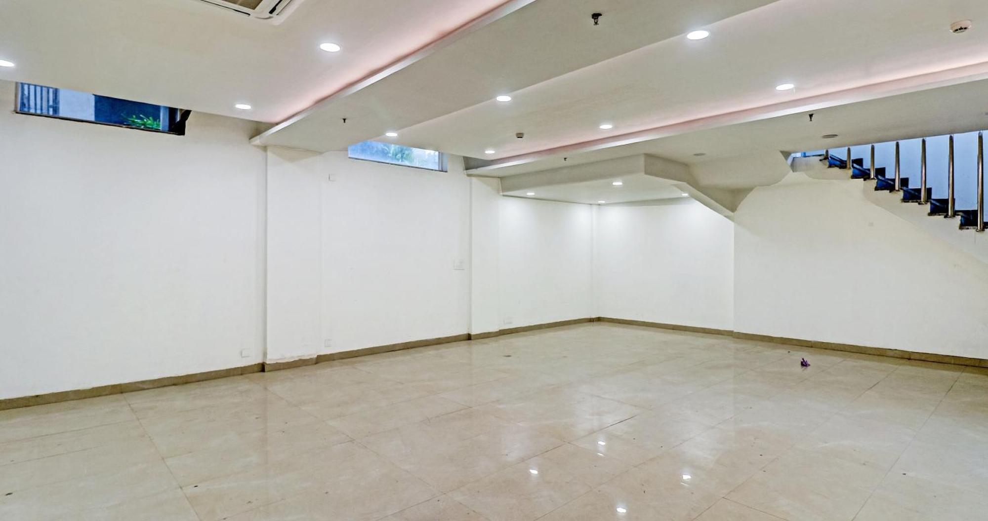 Townhouse Sector 30 Near Botanic Garden Of Indian Republic Hotel Noida Luaran gambar