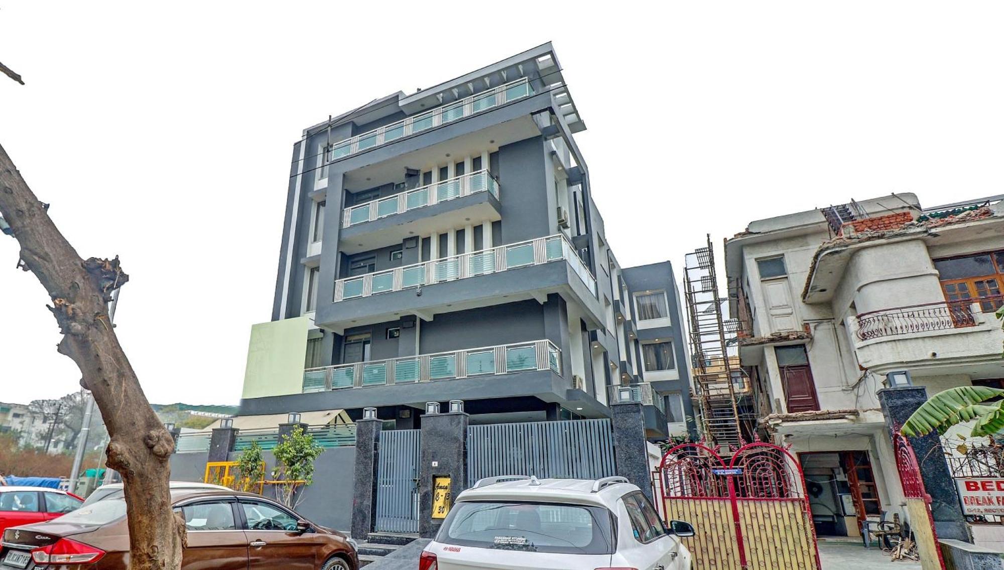 Townhouse Sector 30 Near Botanic Garden Of Indian Republic Hotel Noida Luaran gambar