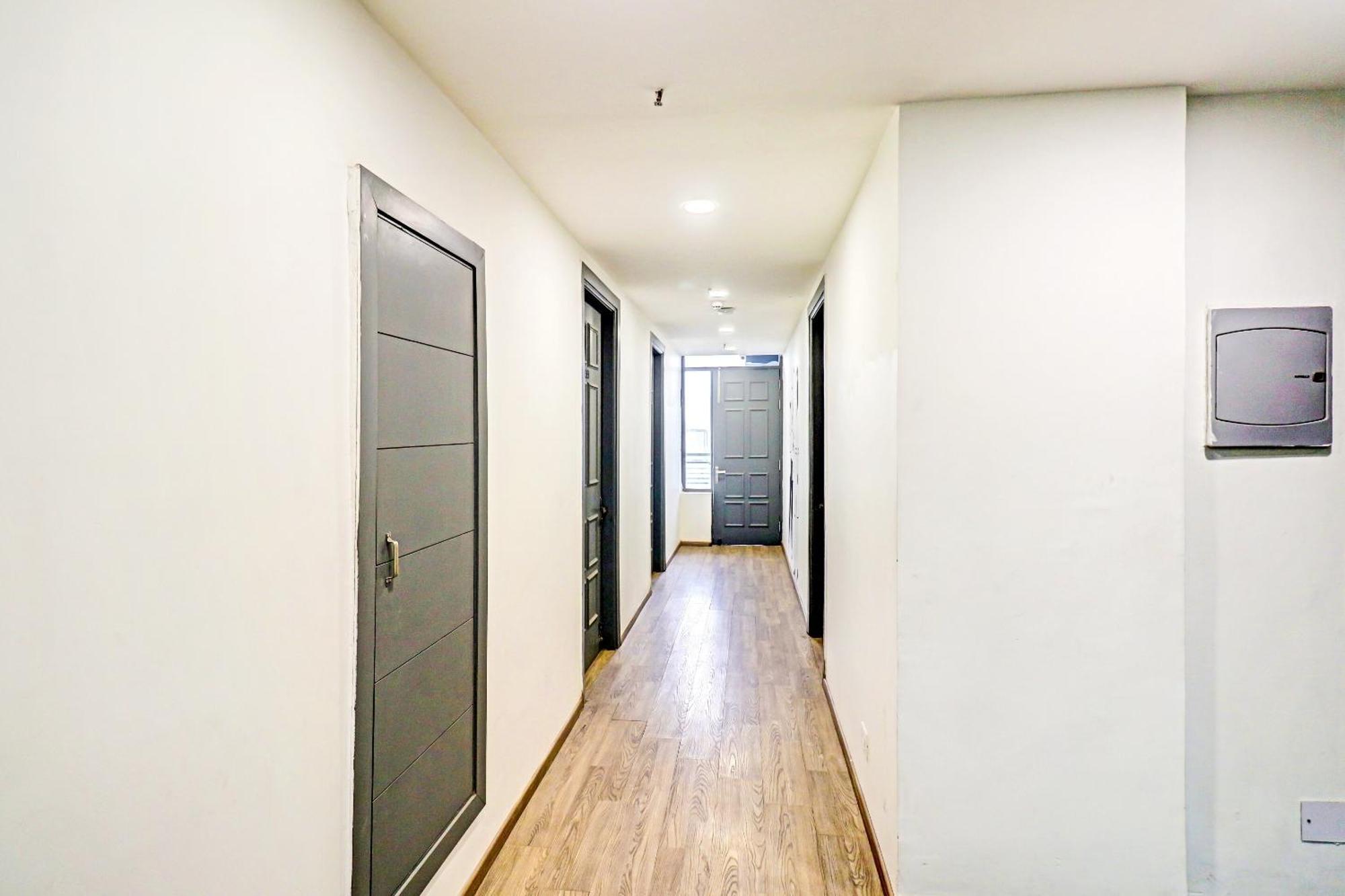 Townhouse Sector 30 Near Botanic Garden Of Indian Republic Hotel Noida Luaran gambar