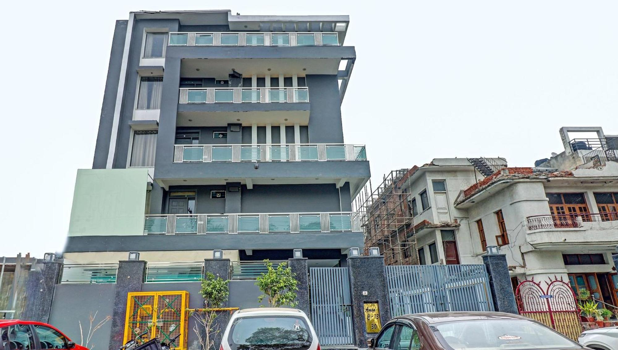 Townhouse Sector 30 Near Botanic Garden Of Indian Republic Hotel Noida Luaran gambar